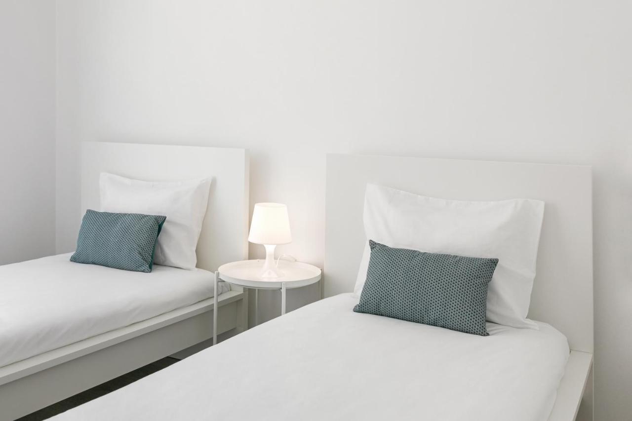 Blissful Beach Getaway Nazare Bagian luar foto